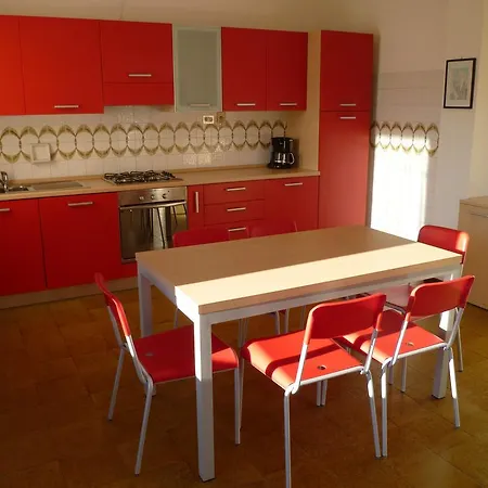 Casa Lucia Apartment *