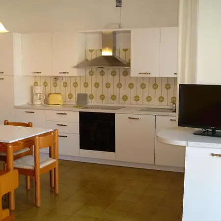 Casa Lucia Apartment *